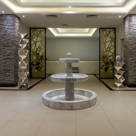 صن رايز دايموند بيتش ريزورت شرم الشيخ المظهر الخارجي الصورة The lobby of the hotel